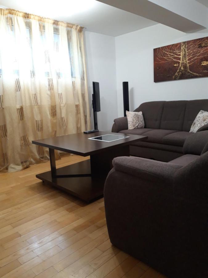 Papas Apartments Bucurestii Noi Exterior photo